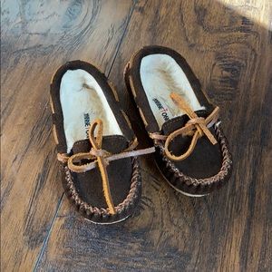 Minnetonka Baby Slippers